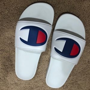 Champion men’s sliders brand new